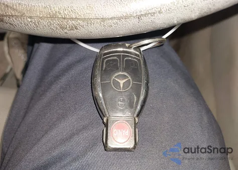 2008 Mercedes-Benz R 320 Cdi 4Matic z USA, uszkodzony, nr VIN 4JGCB22E28A074176